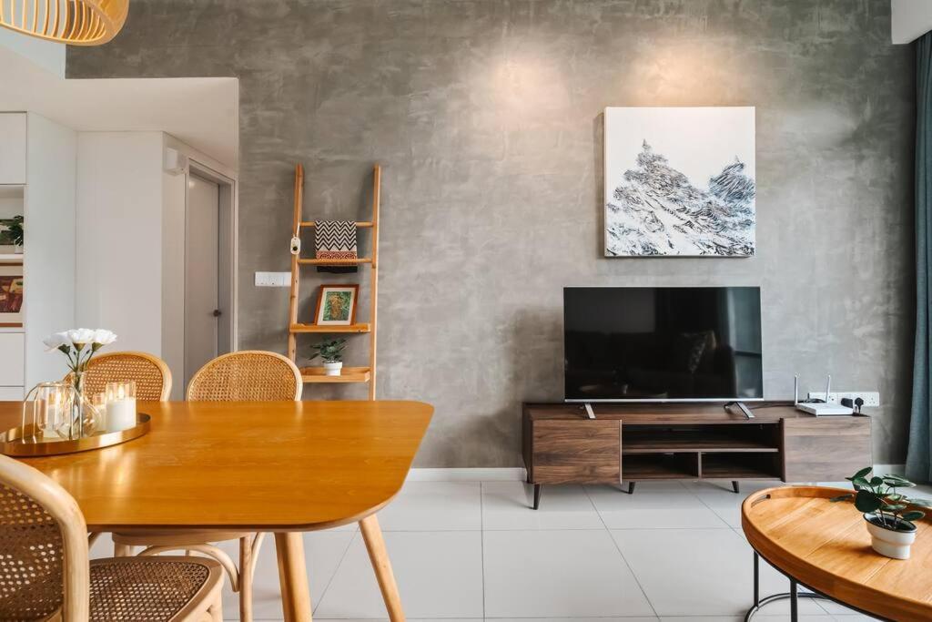 Kl East Mall@theridge-netflix-stylish-mountainview Pangsapuri
